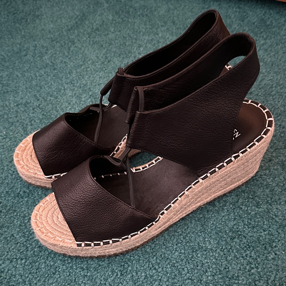 Eileen Fisher Whim Espadrille Wedge Sandals - New in box